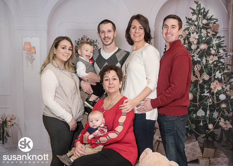 "Albany, NY Portrait Photographer", "Family Portraits", "Christmas Portrait Photographer"