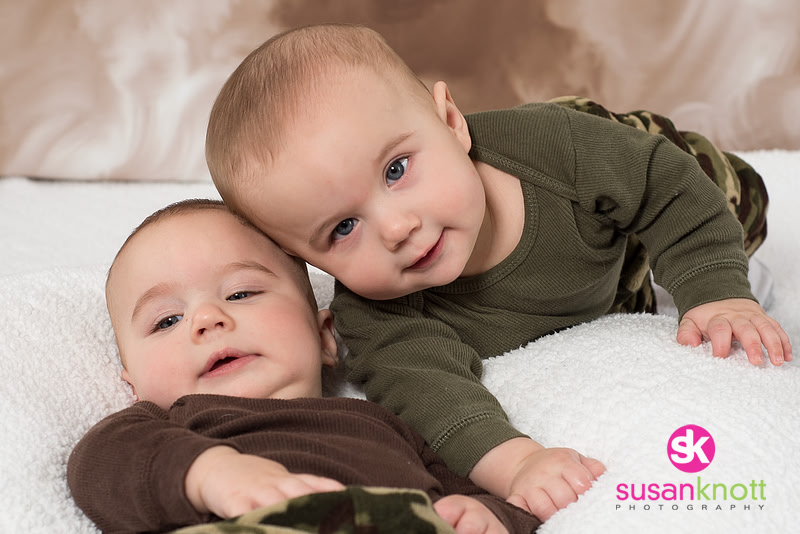 "Family Portrait Photography, Albany, NY", "Family Portraits", "Newborn Photos" "Twins photos"